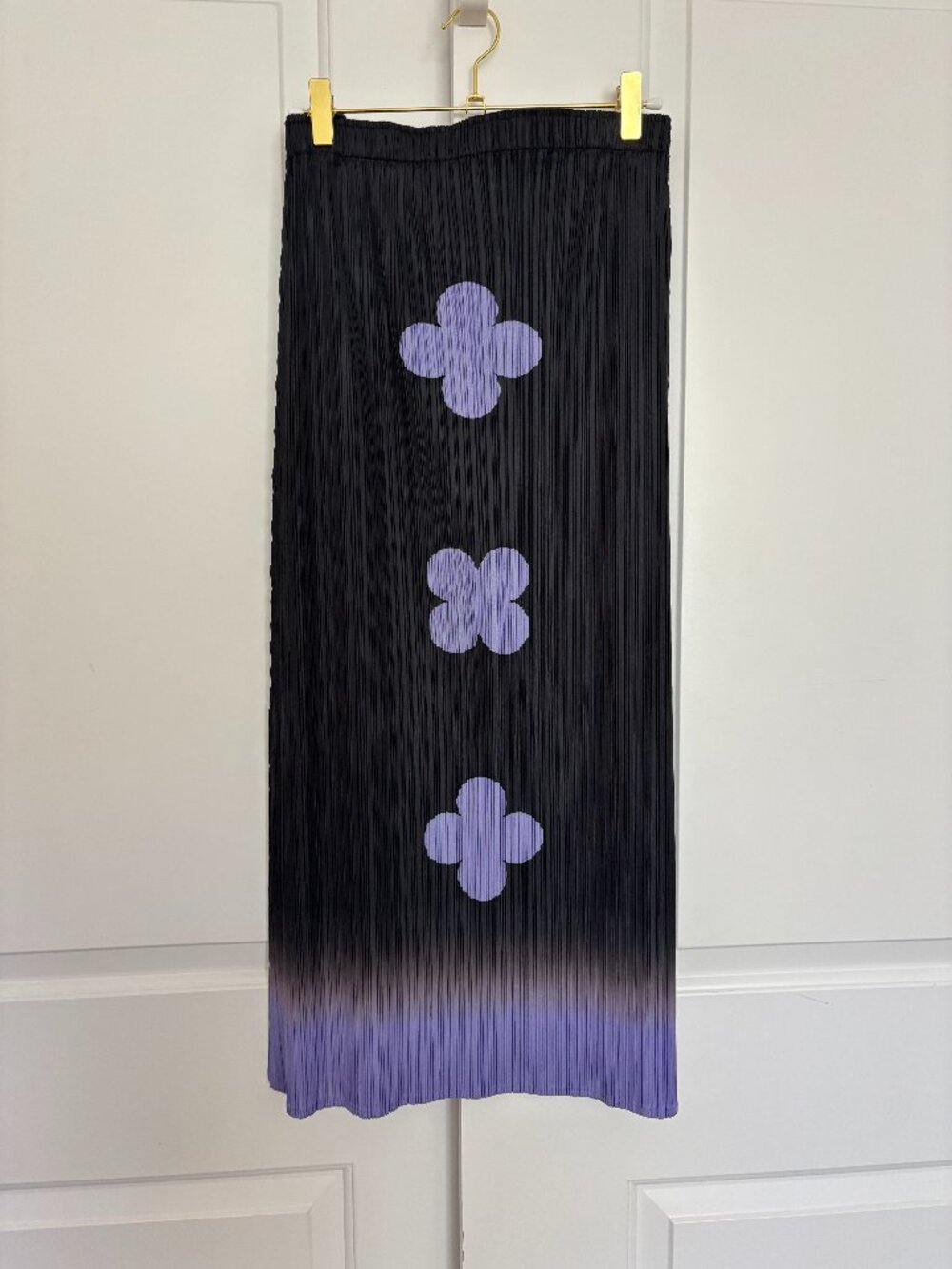 Ombré Pleated Maxi Skirt — Black Fading to Lilac, One Size